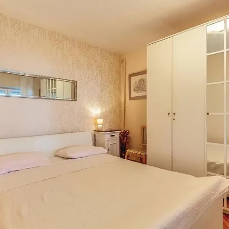 Apartman Dunja Apartment