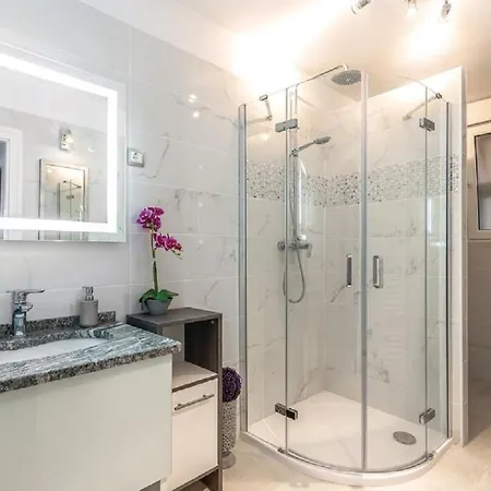 Apartman Dunja Apartment
